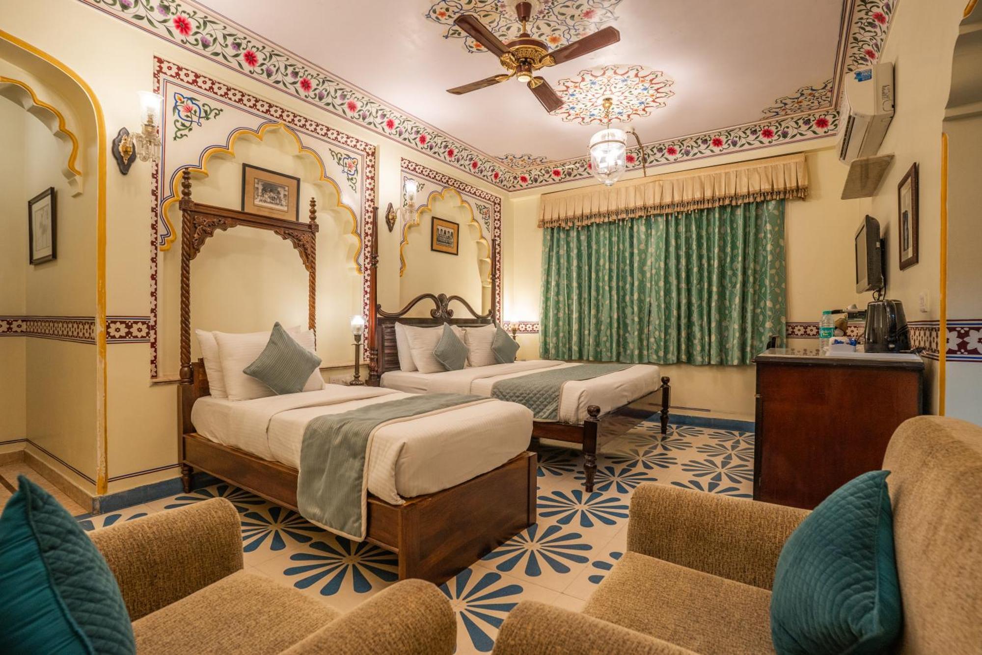 Umaid Bhawan - A Heritage Style Boutique Hotel Jaipur